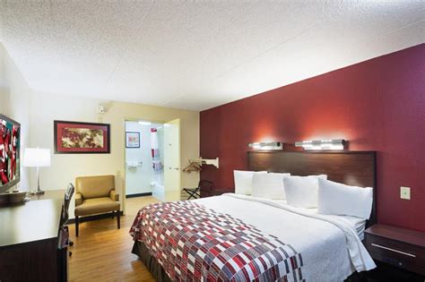 hotel beechmont  Motel Beechmont is located at I -275 and SR 125, convenient to the by-pass with easy on and off access, just minutes from downtown Cincinnati